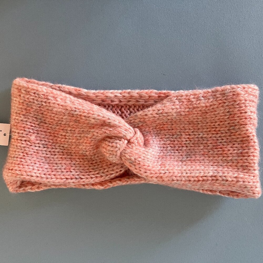 Old Navy Twist-Front Knit Ear Warmer Headband – Peach-Pink Marled – NWT
